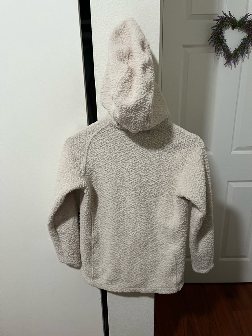 Patagonia Women's Diamond Capra Hoody - Picture 8 of 8